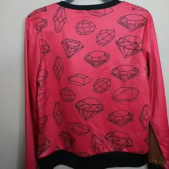 Bat Norton Horse Frilly Mane Top with Diamonds on - Picture 6 of 6